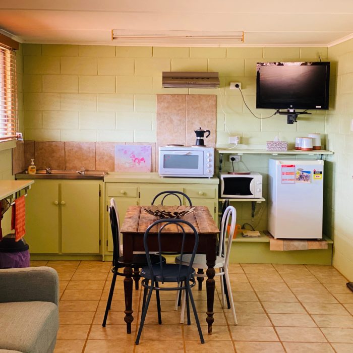 Warrigal Country Cottage